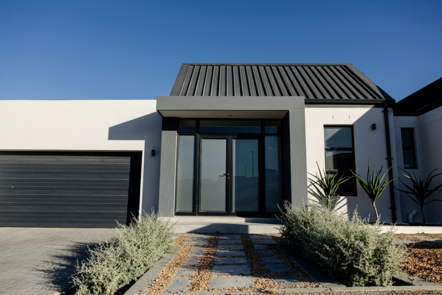  Bedroom Property for Sale in Mzuri Estate Western Cape